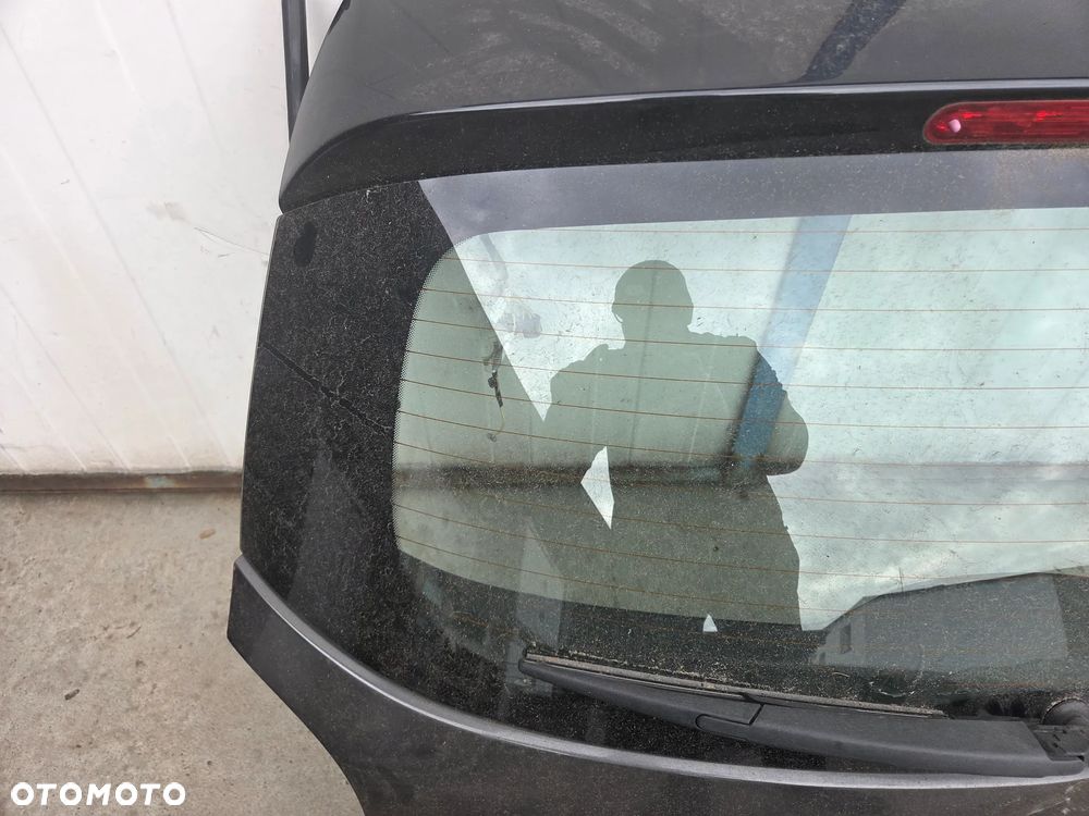 Klapa bagażnika szyba Citroen C3 III - 2