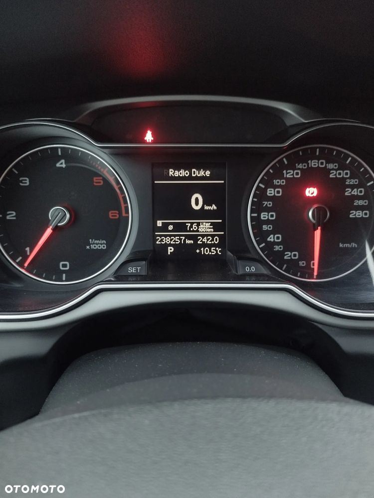 Audi A4 Avant 2.0 TDI DPF multitronic Attraction - 10