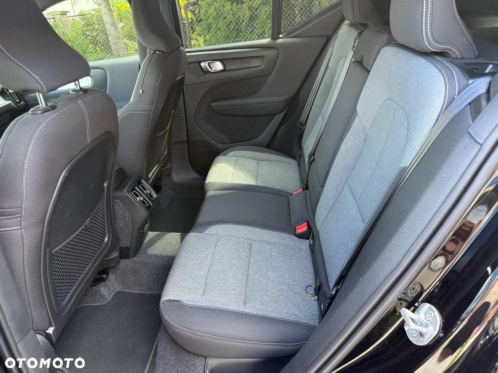 Volvo XC 40 B3 Plus Dark - 15