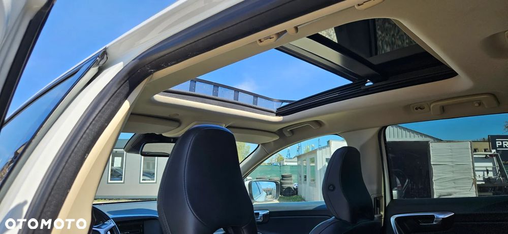 Volvo XC 60 D5 AWD Summum - 35