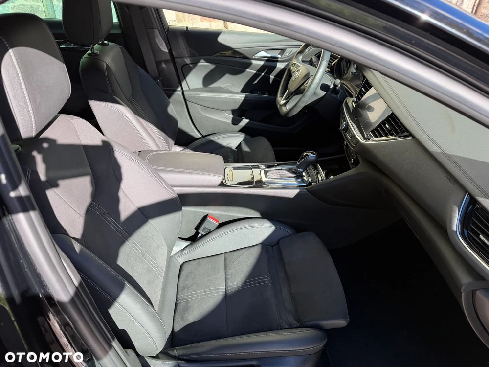 Opel Insignia 2.0 CDTI Ultimate S&S - 28
