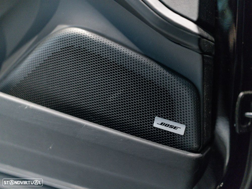 Porsche Panamera 4 E-Hybrid - 45