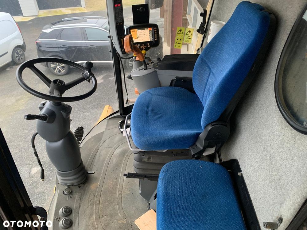 New Holland CSX 7070 - 8