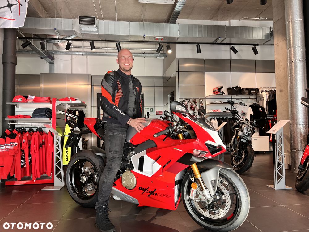 Ducati Panigale V4R - 8