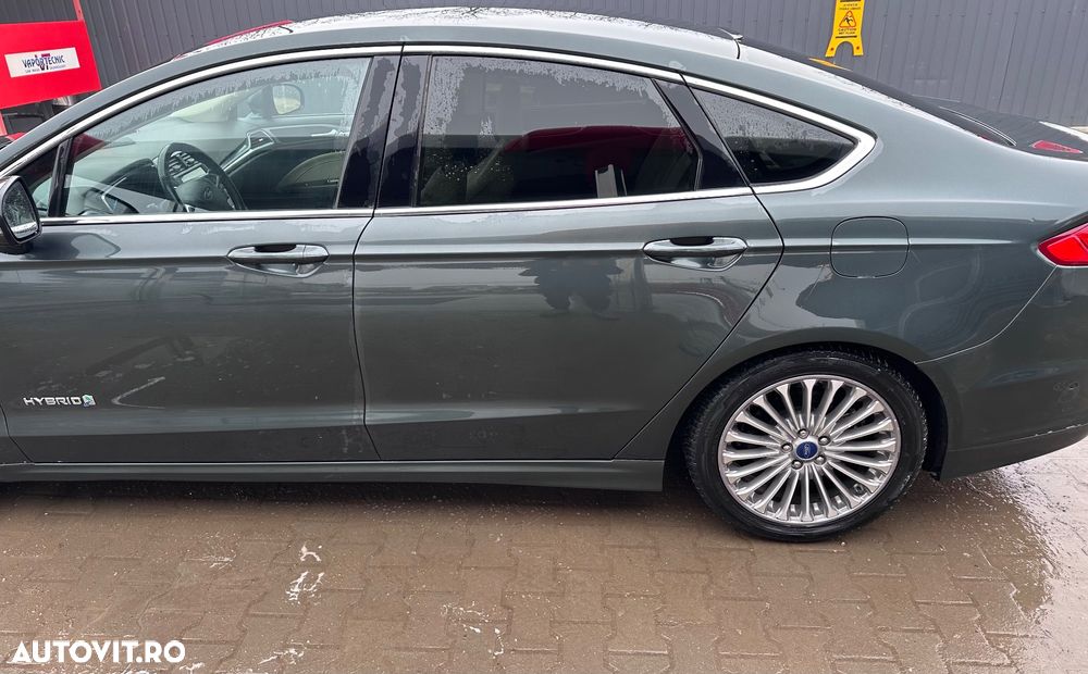 Ford Mondeo 2.0 HEV Titanium - 8