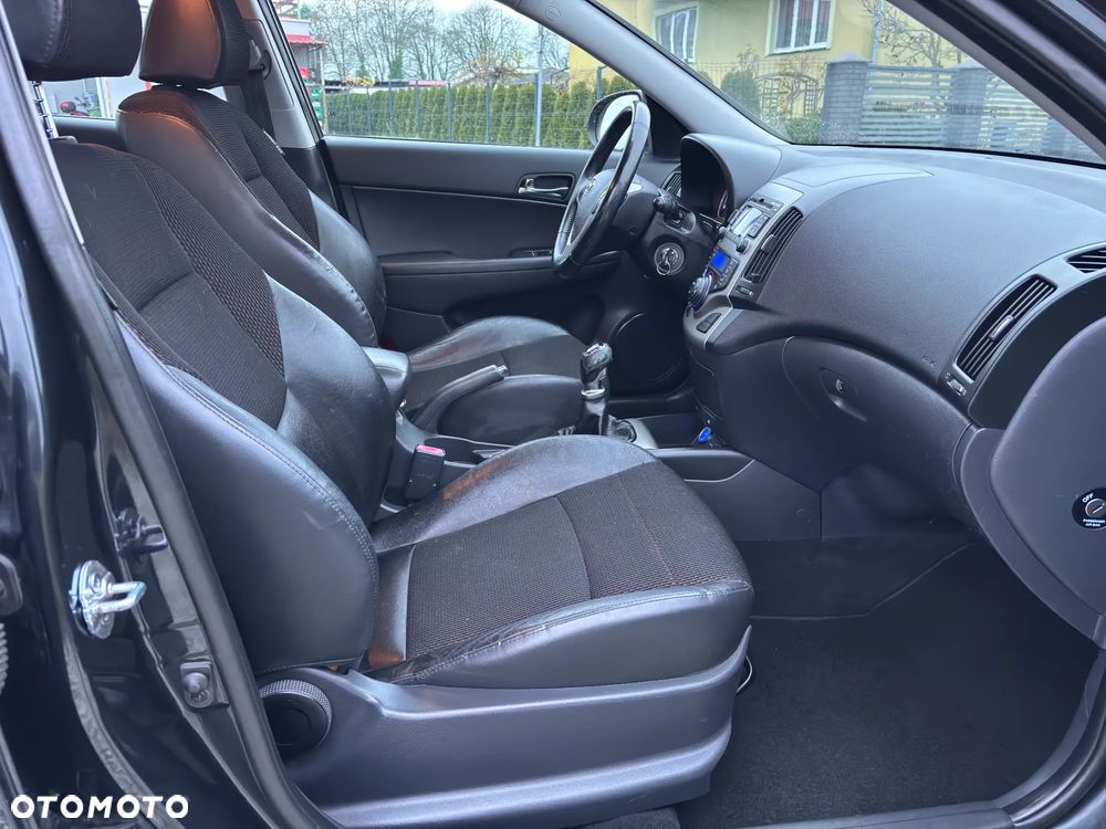 Hyundai i30 1.6 CRDI Edition Plus - 9