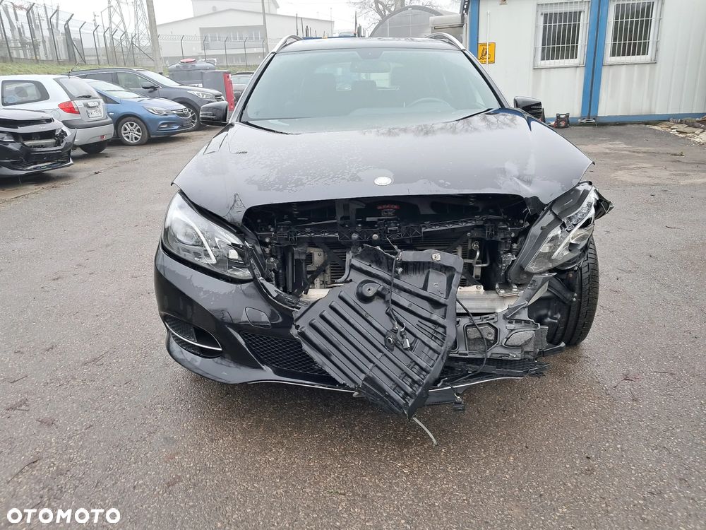 Mercedes-Benz Klasa E - 4