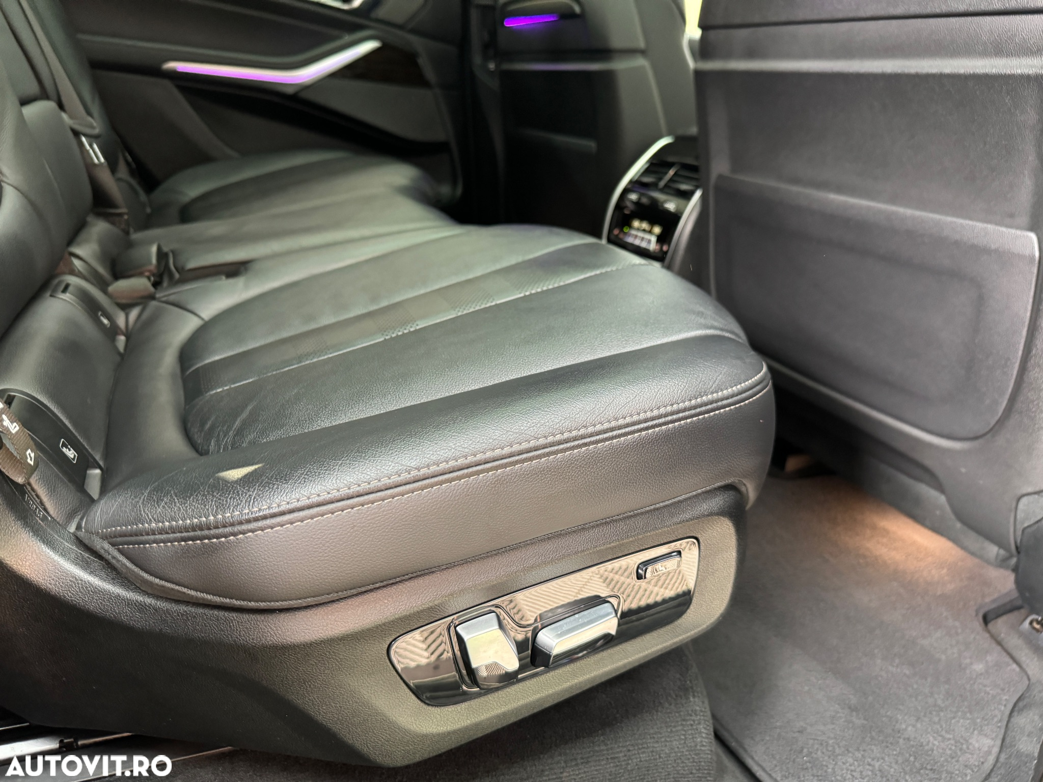 BMW X7 xDrive40i - 34