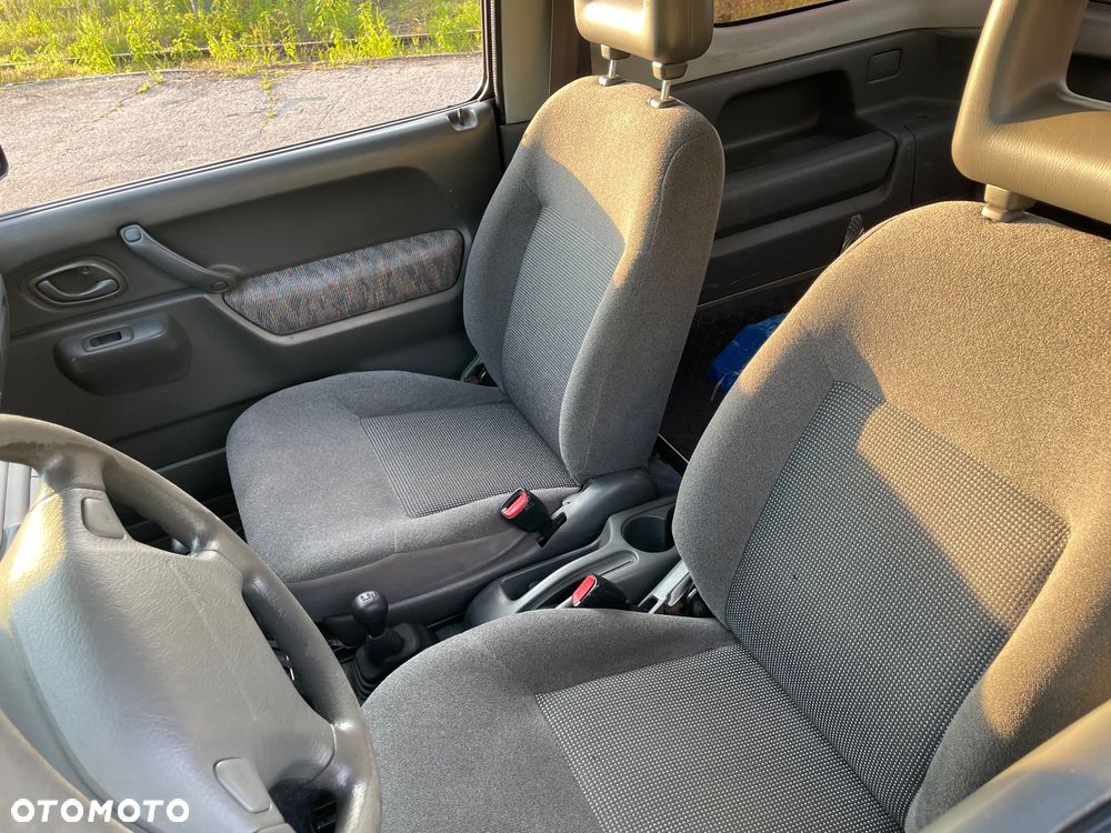 Suzuki Jimny - 13