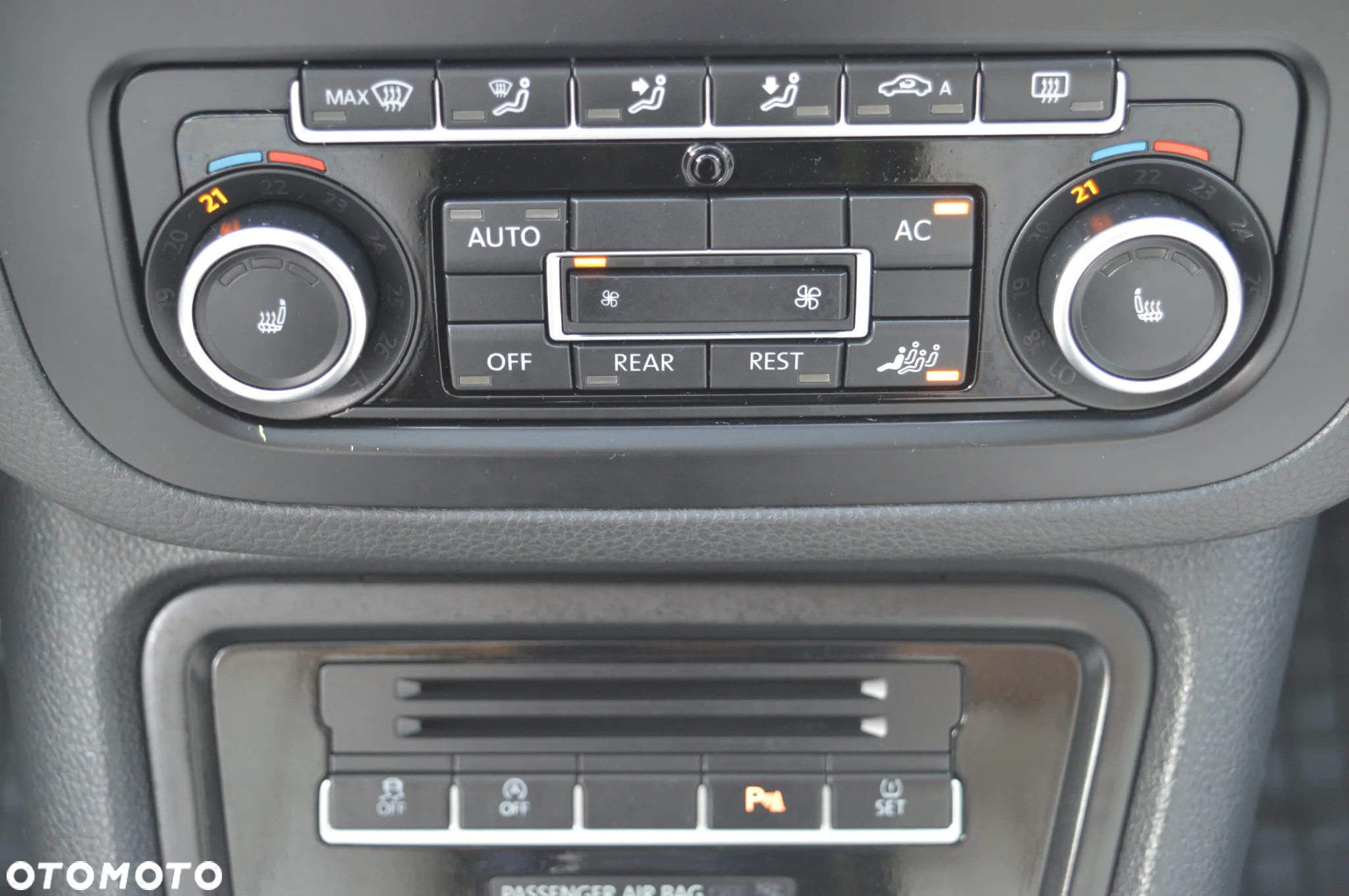 Volkswagen Sharan 2.0 TDI Comfortline - 18