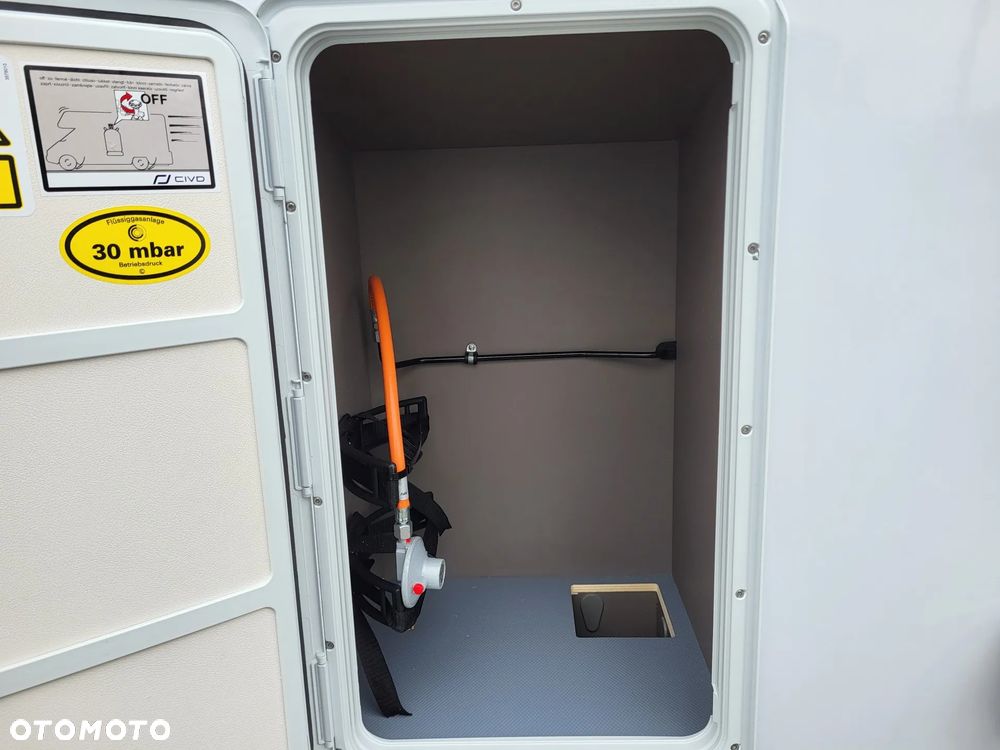 LMC Tourer Lift H634 - 4 osobowy / Ford Transit - 39
