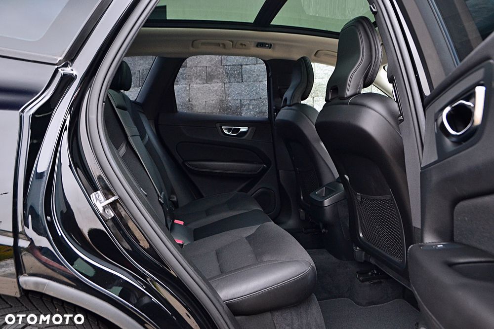 Volvo XC 60 T5 Geartronic Momentum - 16