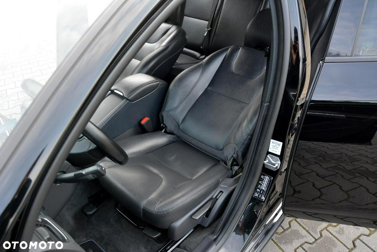 Volvo V60 D4 Geartronic Momentum Pro - 21