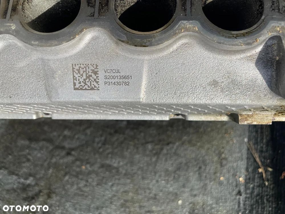 31401130 kompletna Glowica volvo xc60 s60 v60 2.0 turbo benzyna - 6