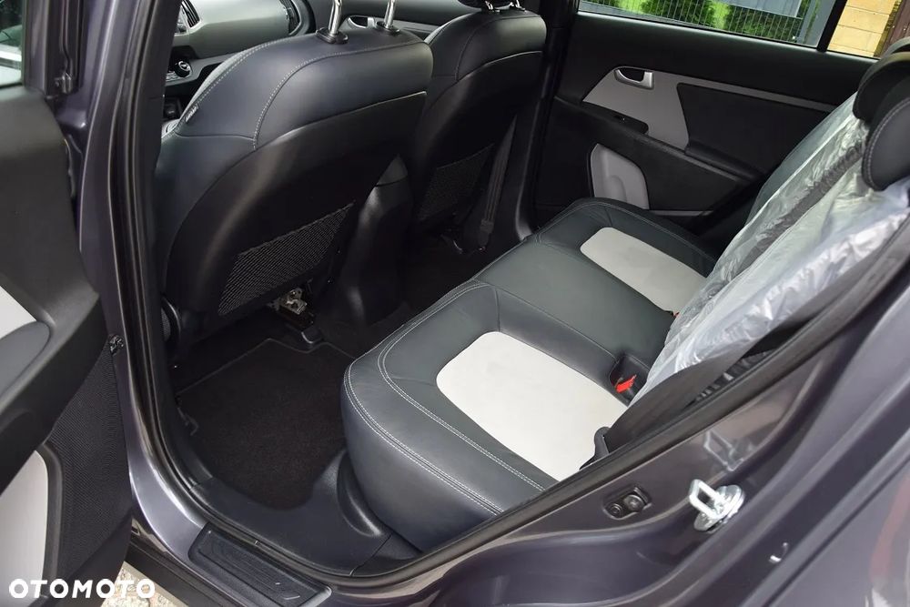 Kia Sportage 1.6 GDI Business Line L 2WD - 10