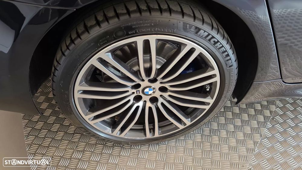 BMW 530 e iPerformance Pack M - 36