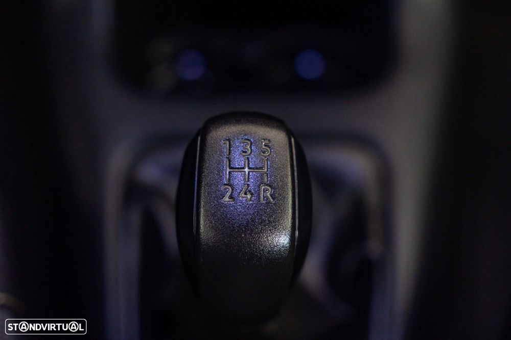 Citroën C3 1.2 PureTech Feel - 25