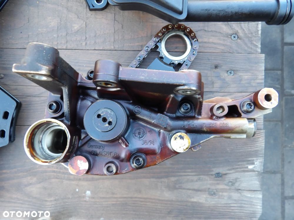 BMW - KOMPLETNA POMPA OLEJU  - N43 - 7544555 , 7567028 - 4