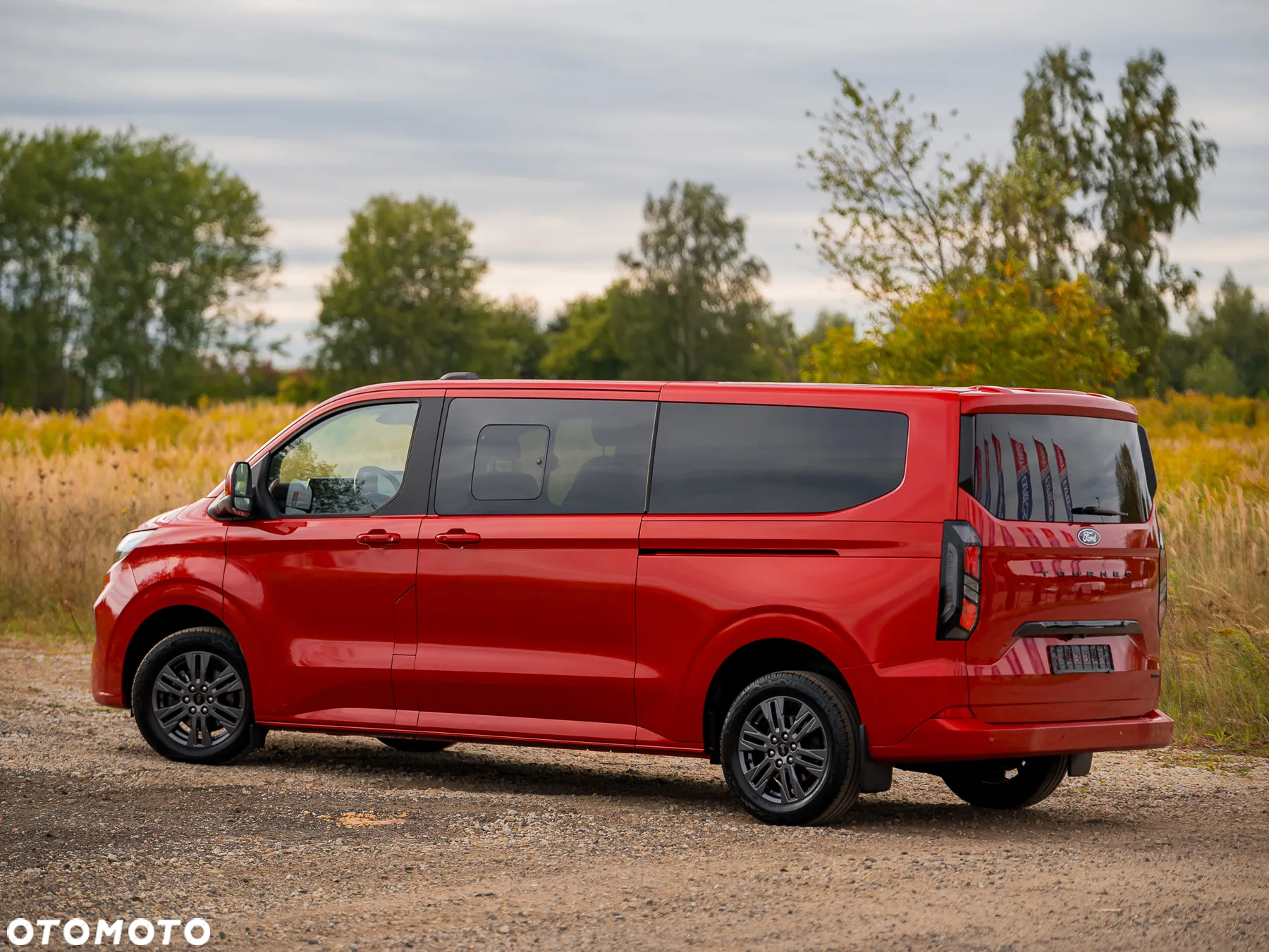 Ford Tourneo Custom 320 L2H1 4x4 Autm TitaniumX - 10