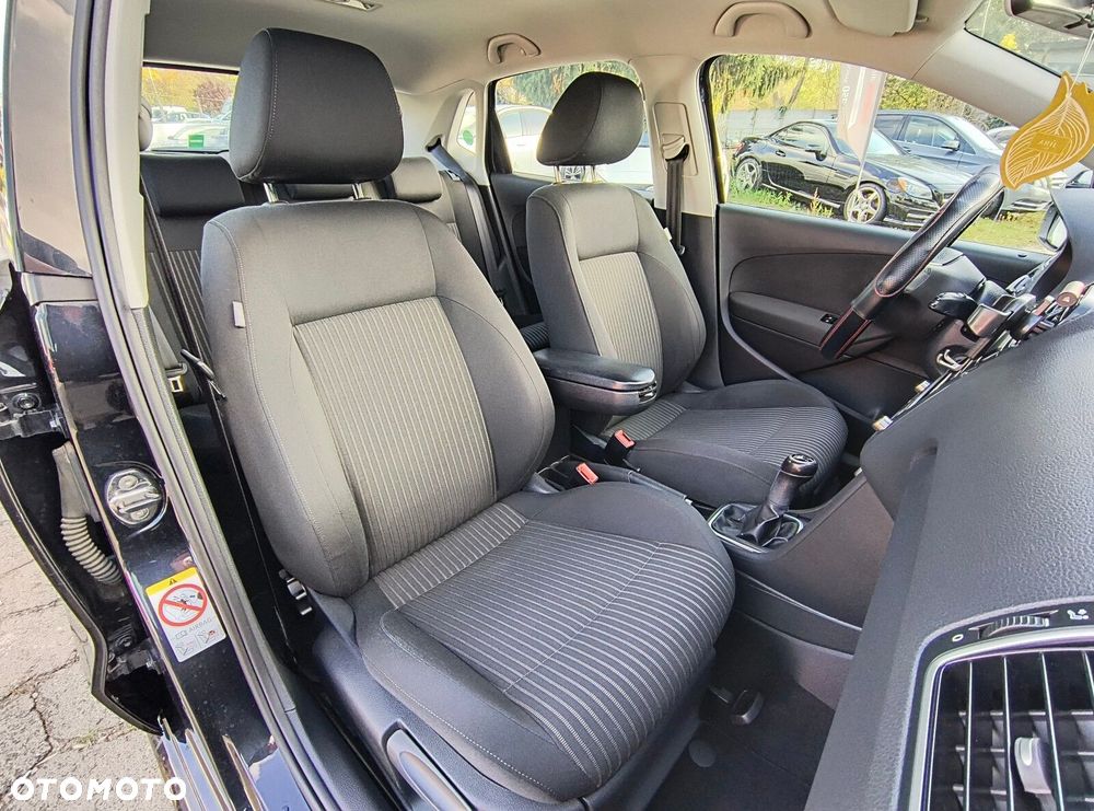 Volkswagen Polo - 13