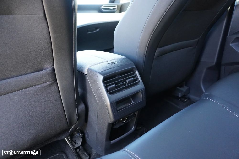 Peugeot 3008 1.2 Hybrid Allure e-DCS6 - 23