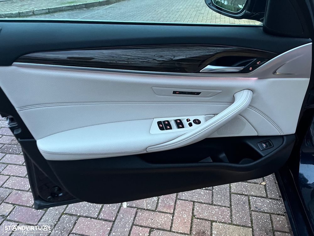BMW 520 d Line Luxury Auto - 6