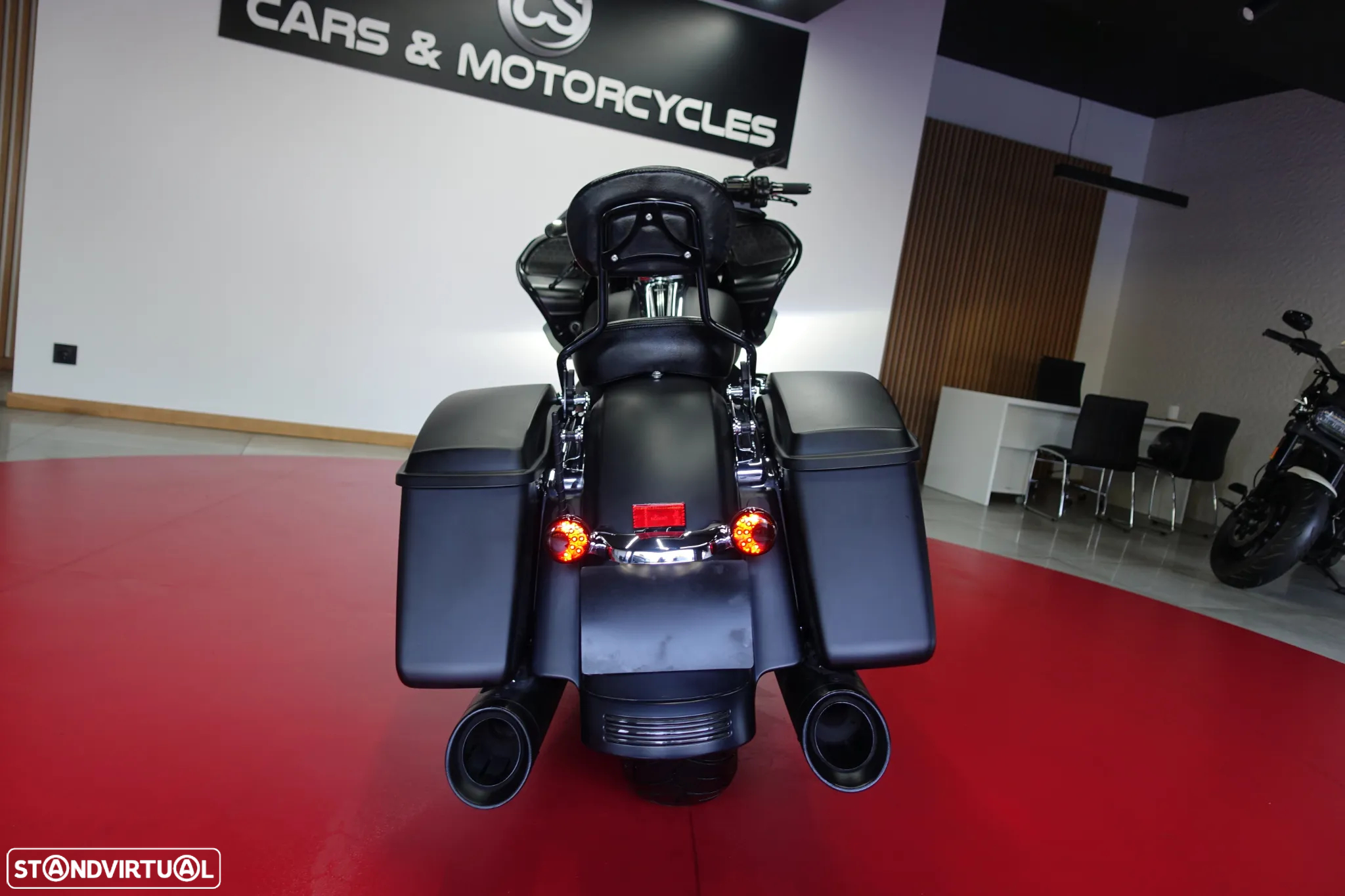 Harley-Davidson Road Glide C/Nova - 19