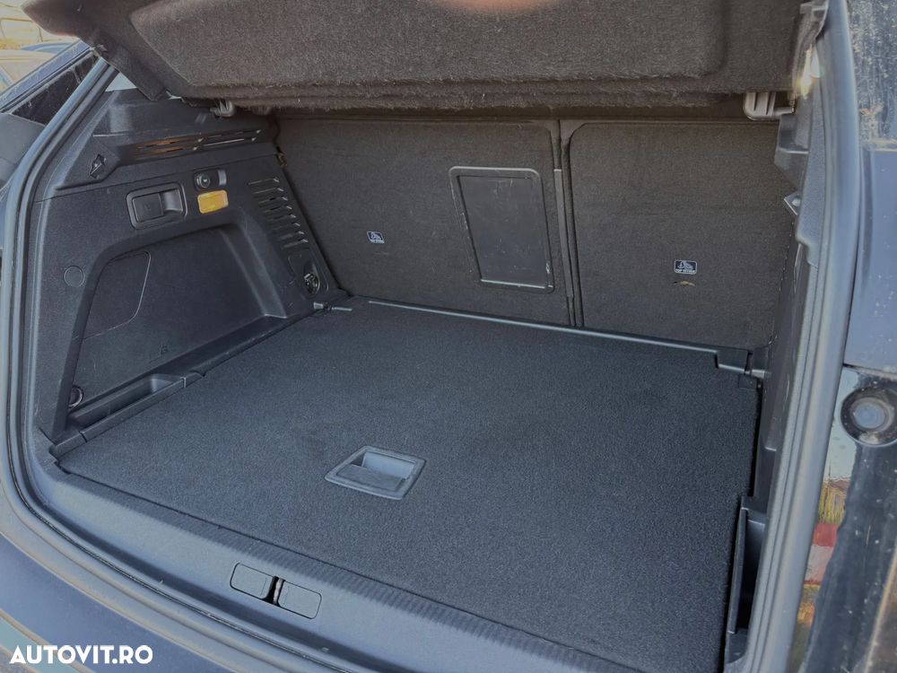 Peugeot 3008 1.6 BlueHDI S&S EAT6 Allure - 29