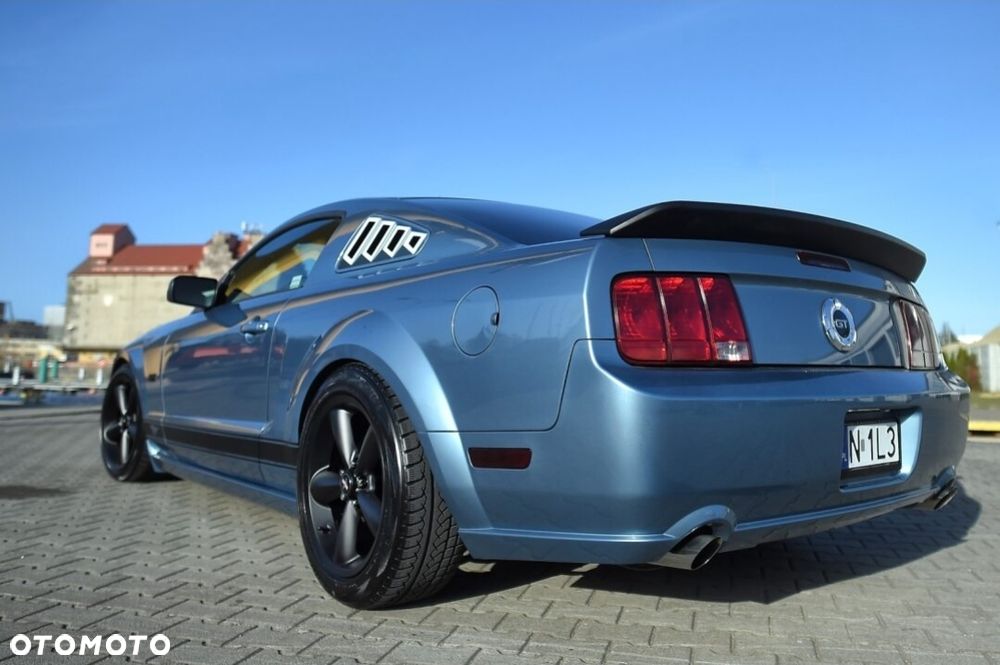Ford Mustang - 11