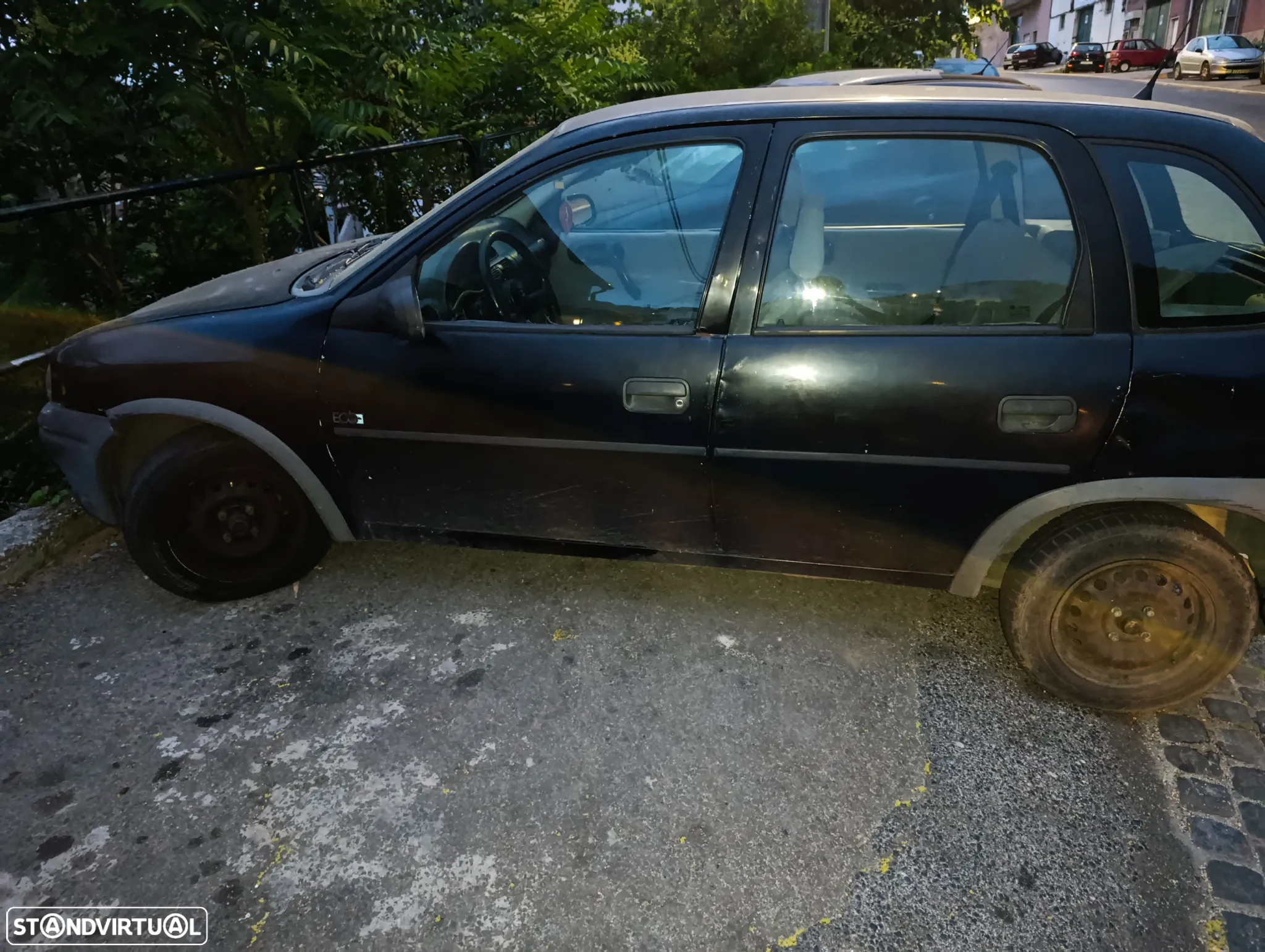 Opel Corsa 1.2 CDX - 4