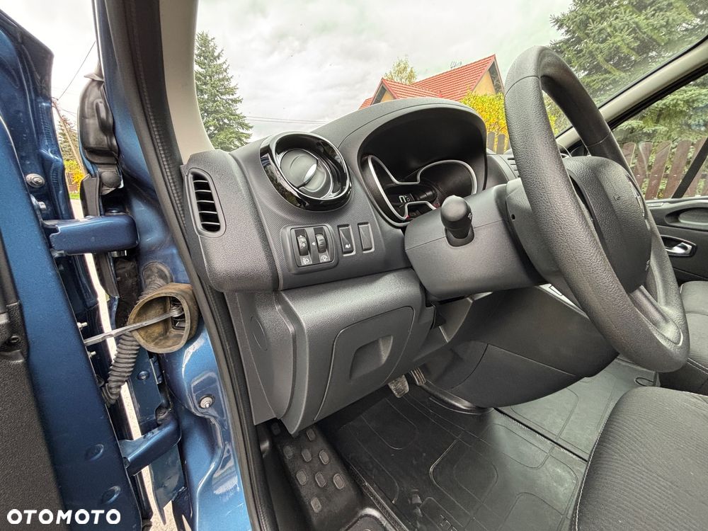 Renault Trafic - 11