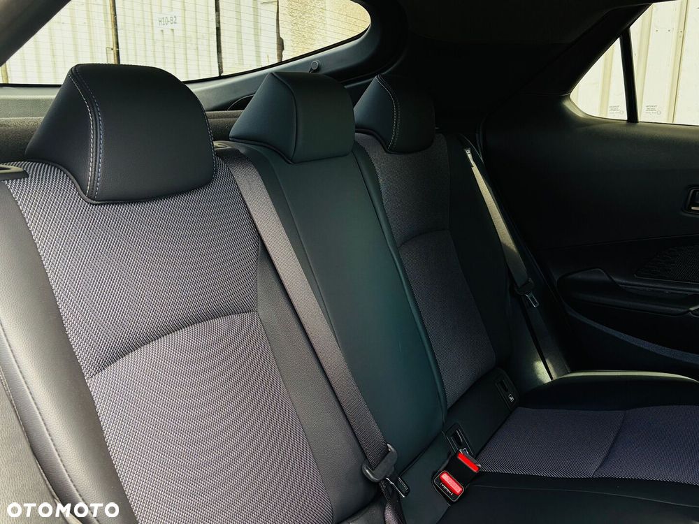 Toyota C-HR 1.8 Hybrid Executive - 19