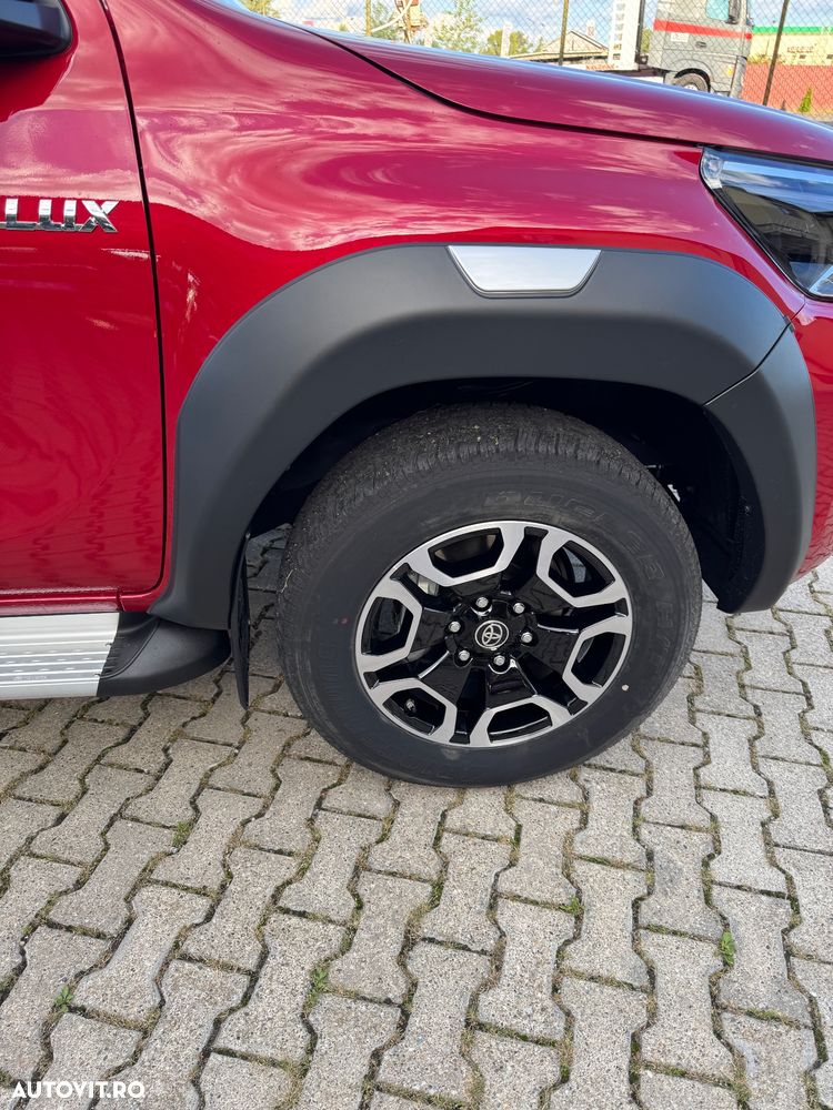 Toyota Hilux 2.8D 204CP 4x4 Double Cab AT MHEV Executive - 6