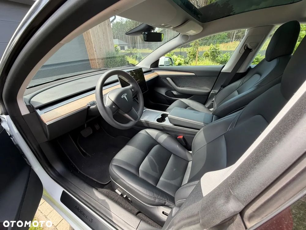 Tesla Model 3 Standard Range Plus - 7