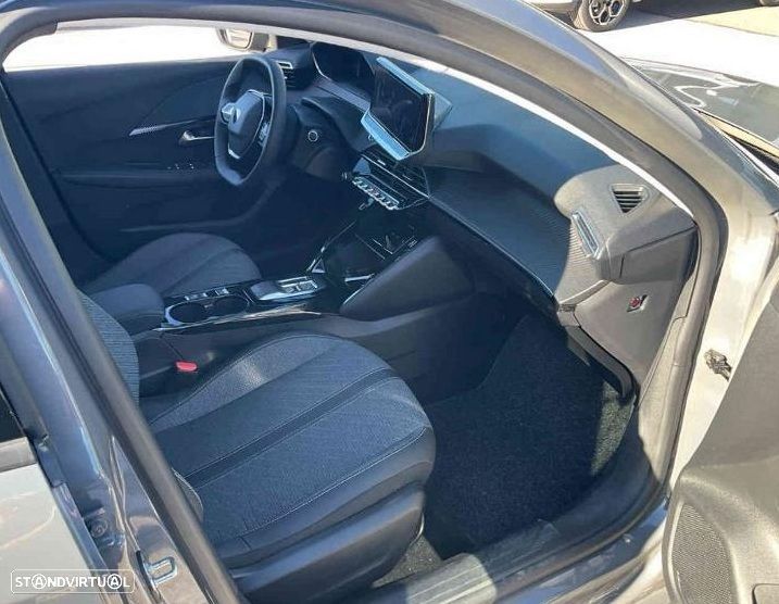 Peugeot e-208 50 kWh Allure - 4