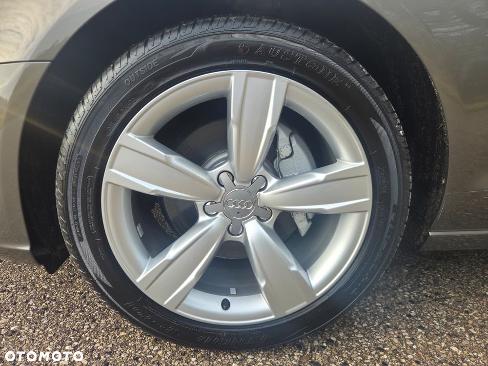 Audi A6 Avant 2.0 TDI Multitronic - 26