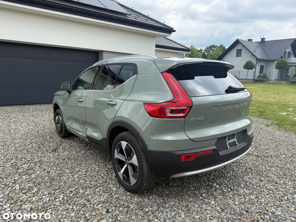 Volvo XC 40 B5 AWD Ultimate Dark - 5