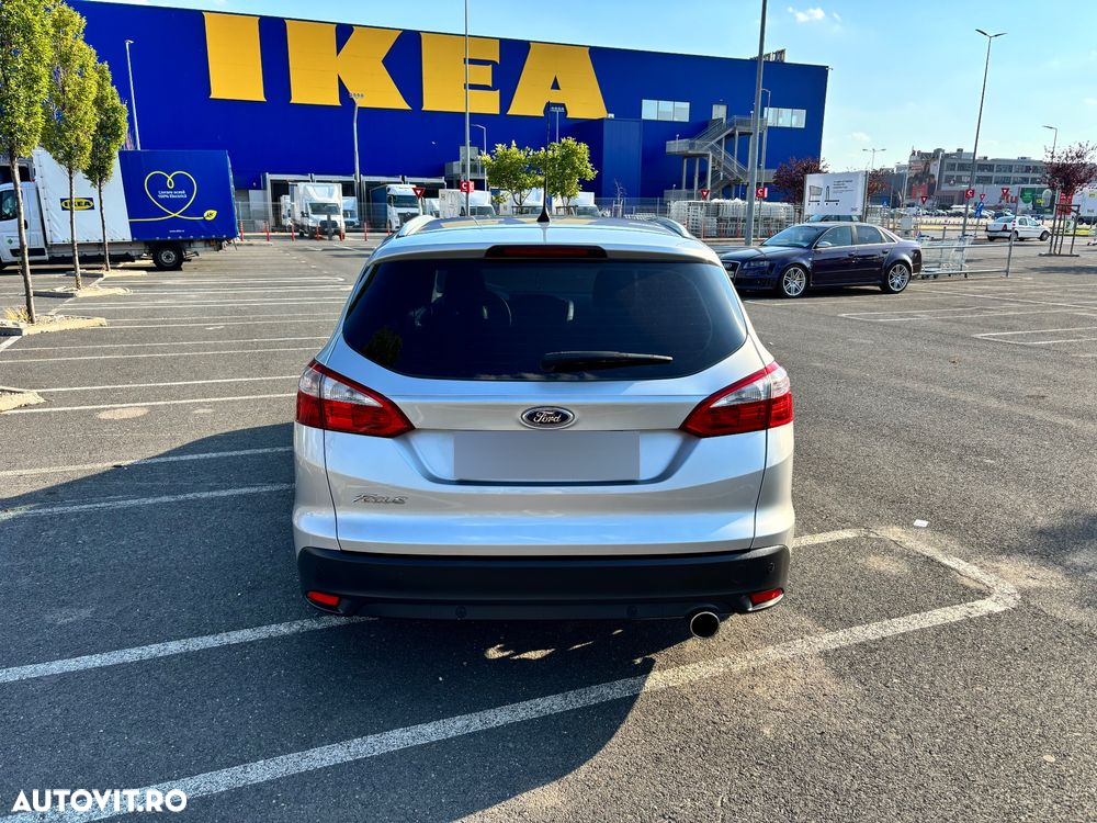 Ford Focus 2.0 TDCI DPF Titanium - 4