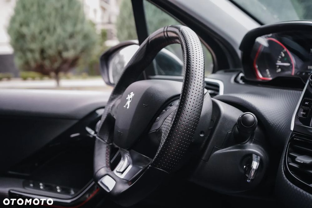 Peugeot 2008 PureTech 110 Stop&Start GT-Line Edition - 20