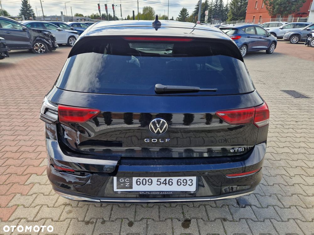 Volkswagen Golf 1.5 eTSI EVO Style DSG - 4
