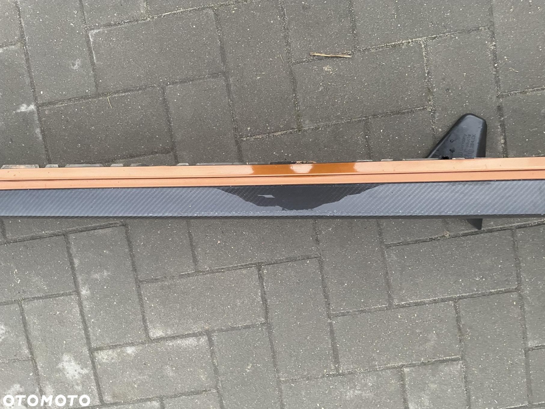 AUDI RS4 B9 LIFT LISTWA PROGOWA LEWA - 12