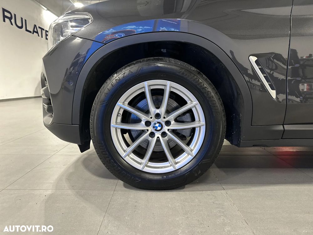 BMW X3 xDrive20i AT - 13