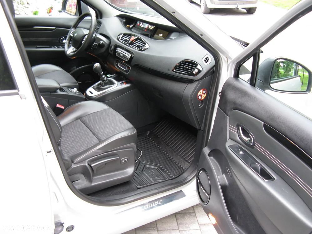 Renault Scenic 1.6 16V TomTom Edition - 21