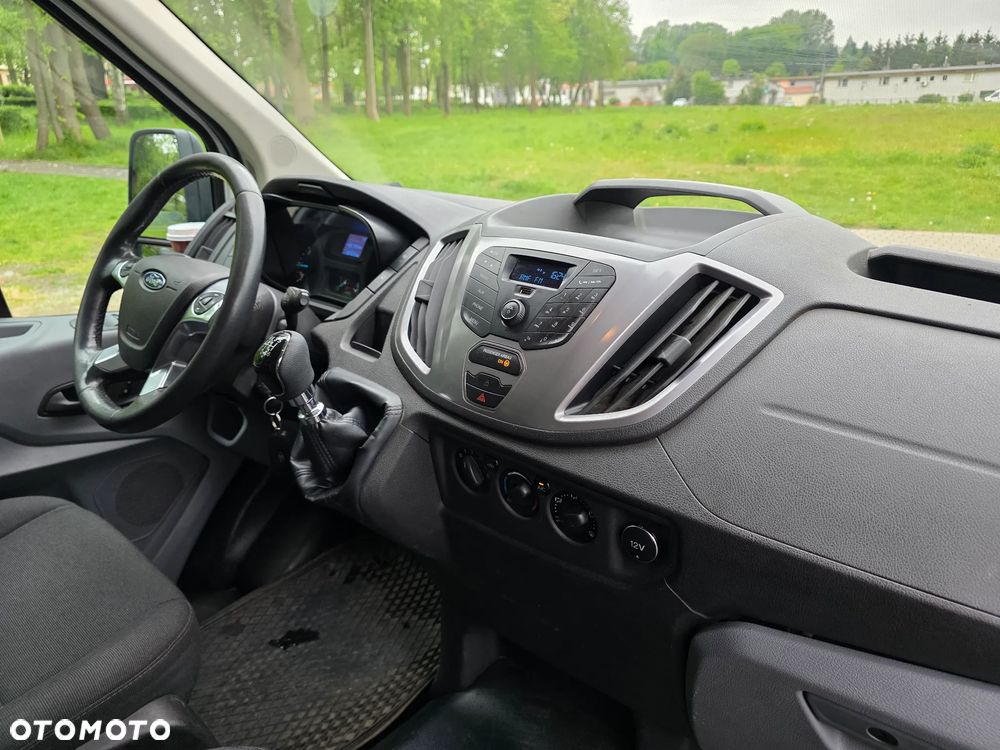 Ford Transit - 22