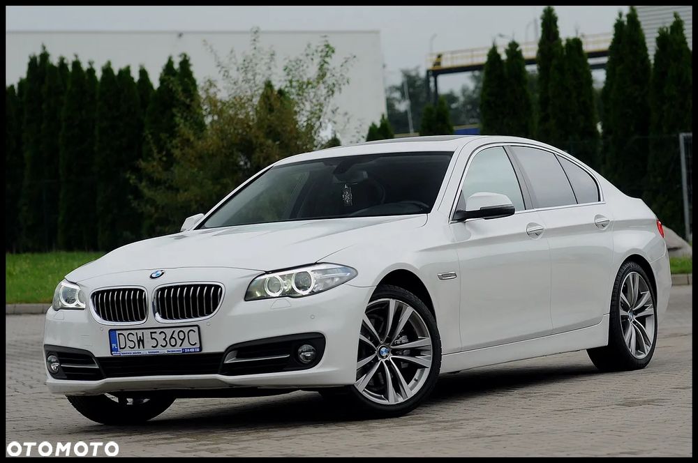 BMW Seria 5 528i - 10