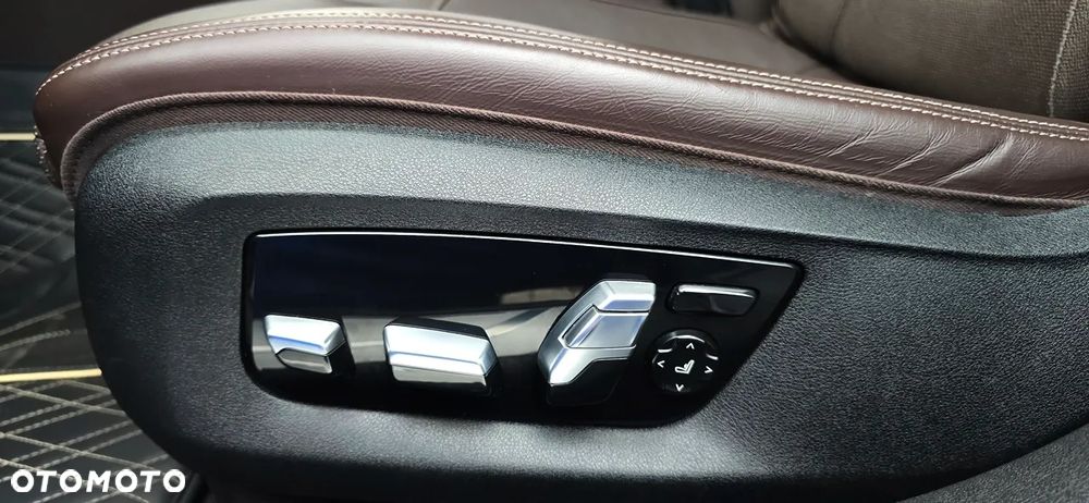 BMW Seria 7 [G11 G12] 19-22 - 15