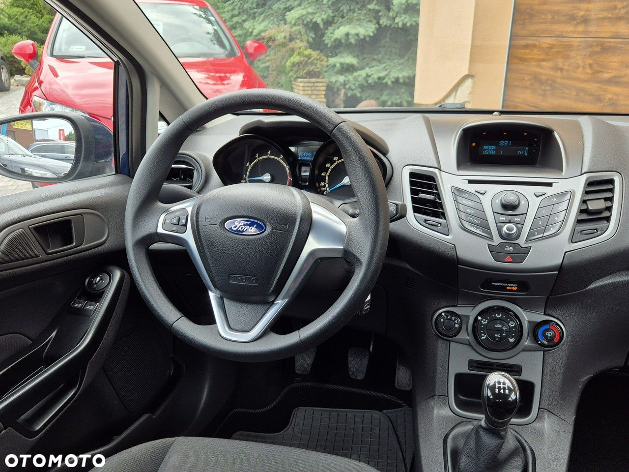 Ford Fiesta - 13