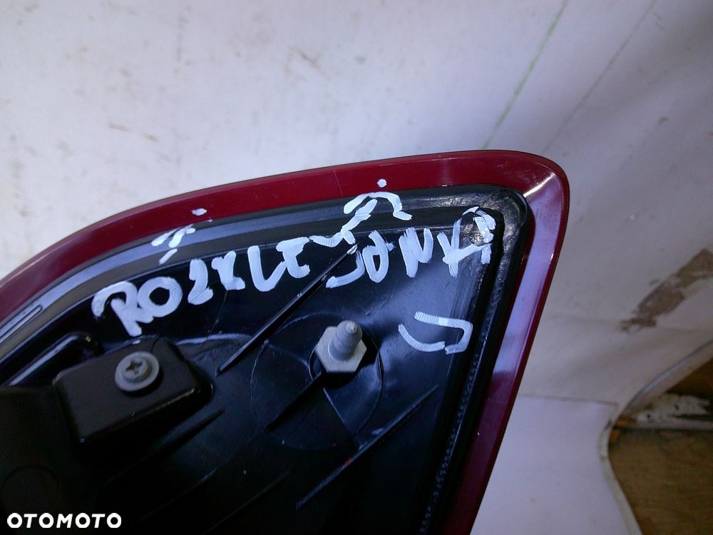 ford fiesta mk8 lampa tył lewa nowa z uszkodzeniem - 2