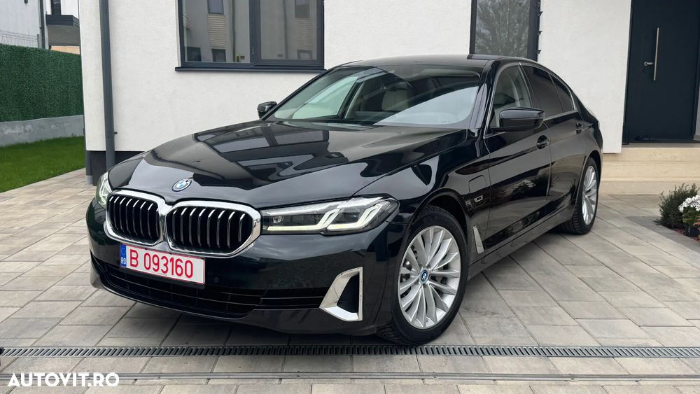 BMW Seria 5 530e Aut. Luxury Line - 3
