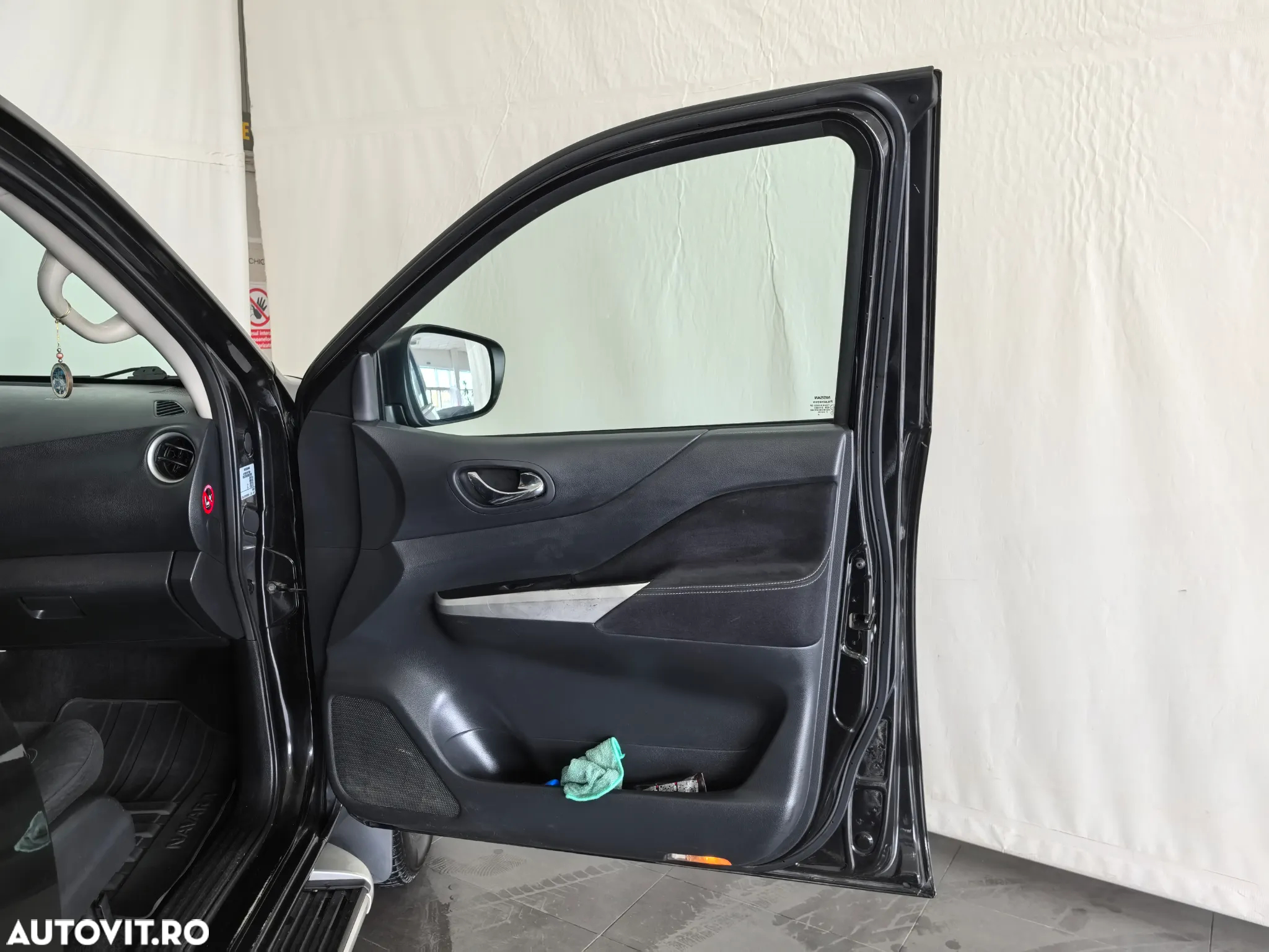 Nissan Navara 2.3 dCi Double Cab N-Connecta - 21